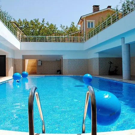 La Mira Villa